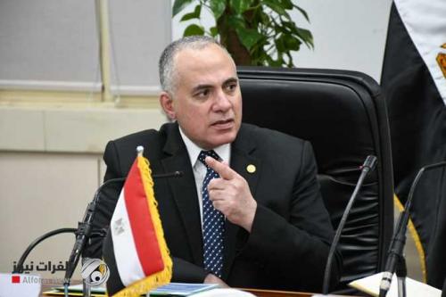 وزير الموارد المائية المصري يصل الى بغداد