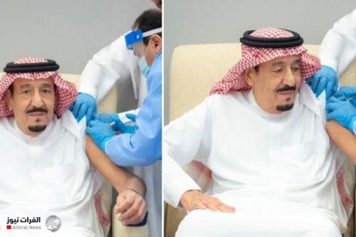 بالفيديو.. ملك السعودية يتلقى لقاح كورونا