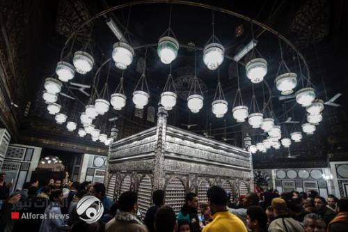 إختفاء ثريات مسجد الإمام الحسين {ع} تثير جدلاً واسعاً في مصر