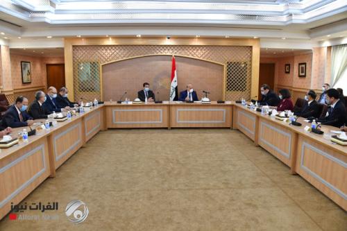 حسين لسفراء أجانب: العراق يرفض رفضاً قاطعاً التدخّل في شُؤُونه الداخليّة