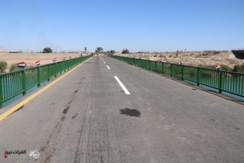بالصور.. إفتتاح جسر حديدي في بغداد