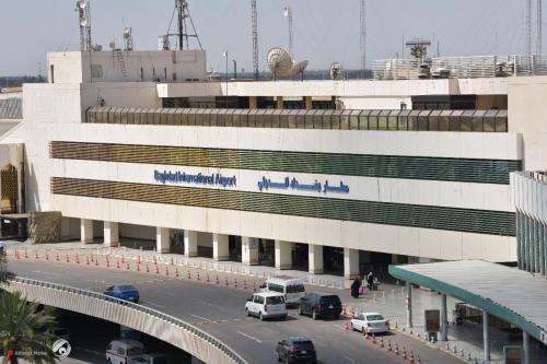 سلطة الطيران تمنح رخصة خدمات "المناولة" لشركة عراقية في مطار بغداد