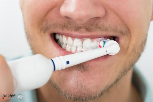 دراسة تحذر من "عواقب وخيمة" في التكاسل عن غسل الأسنان