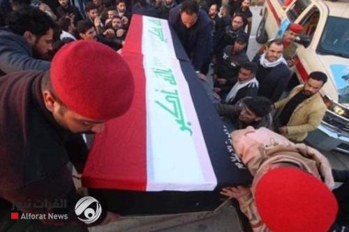 بالصور.. مراسم استقبال جثامين الشهداء القادة في مطار النجف
