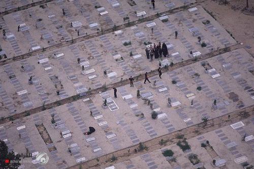 مقبرة طهران "تشهد أصعب أيامها" وتدفن ما يفوق أيام الحرب الايرانية العراقية