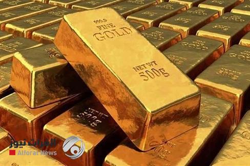 الذهب يرتفع بفعل زيادة الإقبال عليه مع انخفاض الدولار