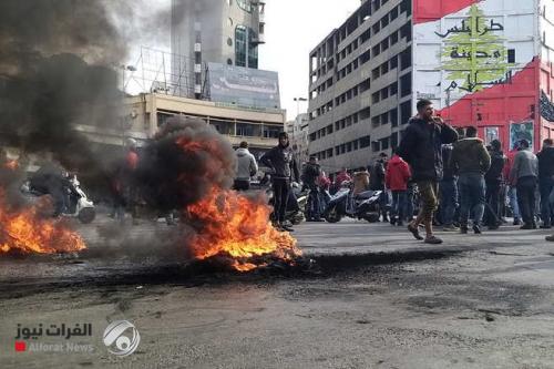"الموت جوعا أو بكورونا".. الاحتجاجات تمتد لمدن لبنانية