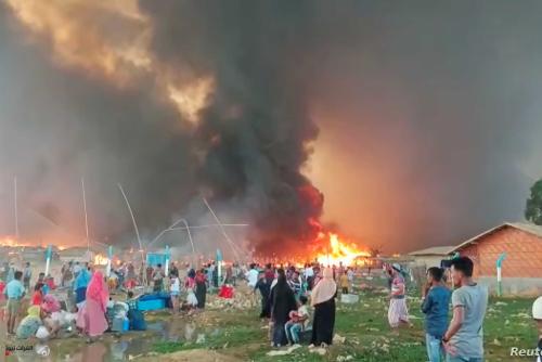 اجبر 20 الفا على الفرار.. اندلاع ثالث حريق خلال 4 ايام بمخيمات اللاجئين في بنغلاديش