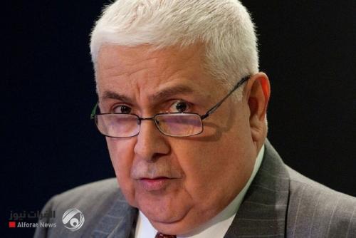 وزير اسبق يصدم العراقيين بالواقع المالي المرير للبلاد