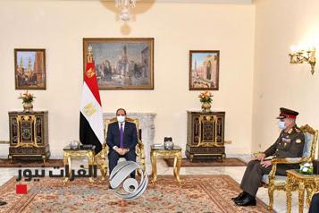 السيسي لوزير الدفاع: مصر حريصة على التعاون مع العراق خاصة عسكرياً