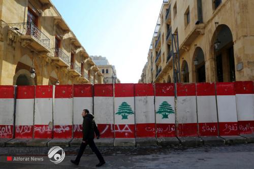 تدافع بين الجيش اللبناني والمحتجين ورشق بالحجارة في محيط البرلمان بوسط بيروت