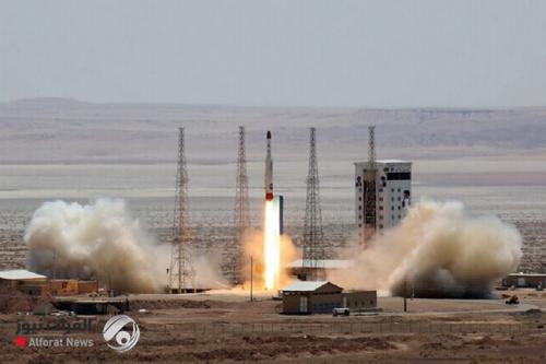 بالصور.. إيران تطلق أول قمر صناعي عسكري بنجاح