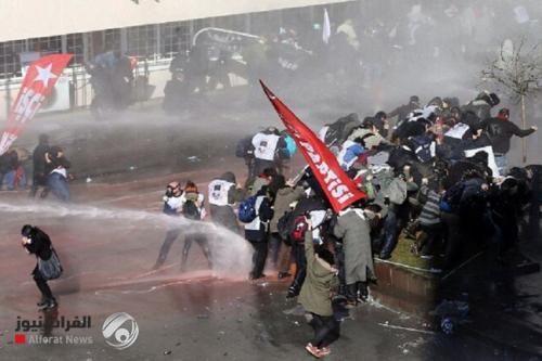 تركيا.. المؤبد لإنقلابيين واعتقال 44 بينهم مسؤولين بتهمة الانتماء للعمال