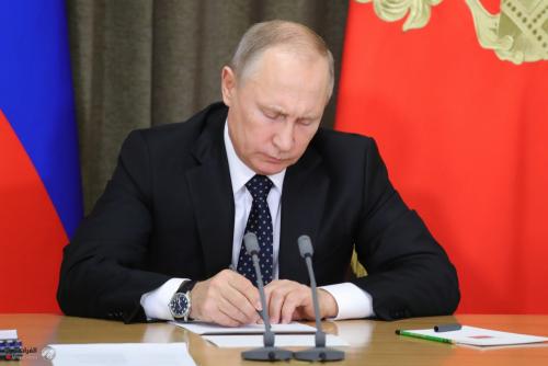 بوتين يوقع على قانون الأول من نوعه في تاريخ روسيا
