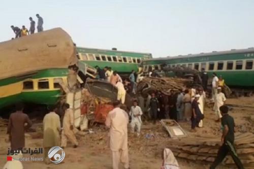 باكستان.. مقتل أكثر من 30 شخصاً باصطدام قطارين