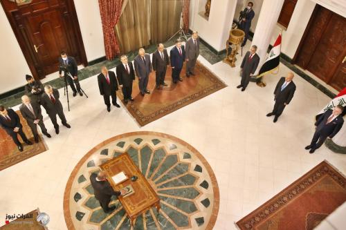 بالصور.. رئيس وأعضاء المحكمة الاتحادية يؤدون اليمين أمام رئيس الجمهورية
