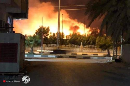 متظاهرون يحرقون جزءاً من مبنى محافظة الديوانية
