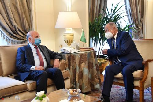 وزير الخارجية وأبو الغيط يبحثان سبل تعزيز العمل العربي المشترك