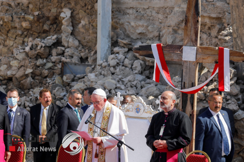 الثقافة: البابا ارسل السلام للعالم من انقاض كنائس الموصل