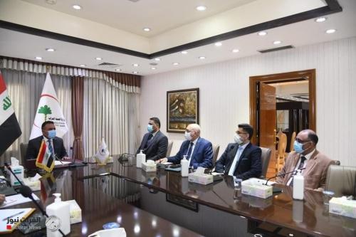 وزير الصحة يناقش نتائج الاجتماعات مع الجانبين المصري والاردني