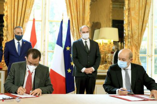 العراق يوقع ثلاث مذكرات مع فرنسا في مجالات النقل والزراعة والتعليم