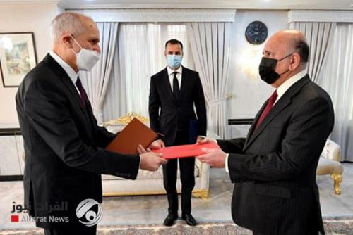 وزير الخارجية لسفير تونس الجديد: نحرص على إقامة علاقة نموذجيَّة بين البلدين