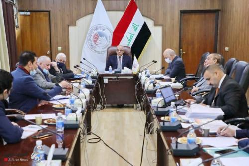 التعليم تدرس ترشيحات عضوية المجمع العلمي العراقي
