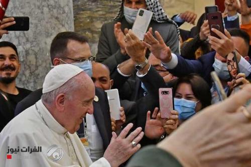 البابا يغرد بعد مغادرته العراق