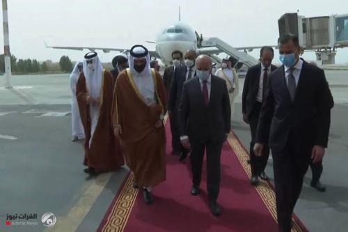 بالفيديو.. استقبال وزير الخارجية القطري في مطار بغداد