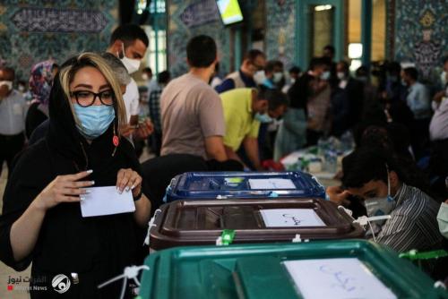 ايران.. إغلاق صناديق الإقتراع في الانتخابات الرئاسية