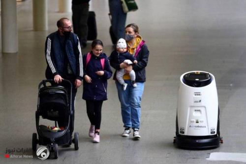 روبوتات مسلحة بأشعة فوق بنفسجية تلاحق كورونا داخل قطارات لندن
