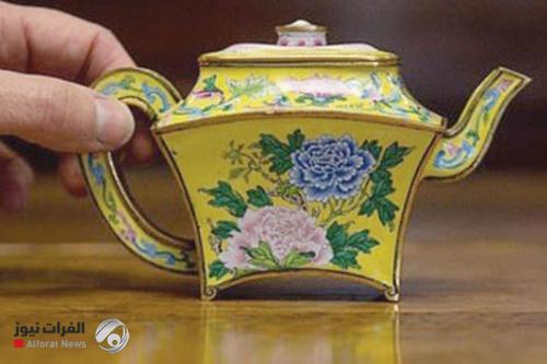 ثمن "خيالي" لإبريق شاي عُثر عليه في مرآب