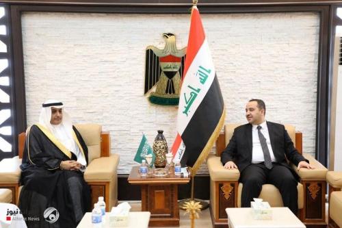 العراق يعرض استثمارات متنوعة و"واعدة" للسعودية