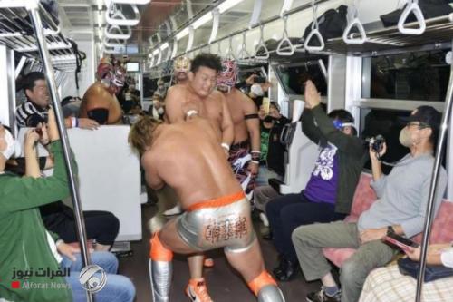 حلبة مصارعة داخل قطار لإنقاذ خط سكة حديد يابانية