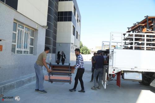 بالصور.. البنك المركزي يوزع ألف رحلة مدرسية لمدارس بغداد