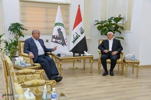 صالح يزور رئاسة الحشد ويبحث مع الفياض المستجدات الأمنية