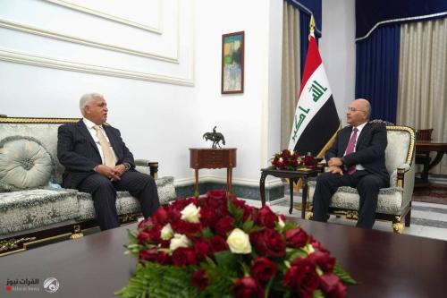 صالح والفياض يؤكدان على احترام سيادة العراق ورفض التدخل بشؤونه الداخلية
