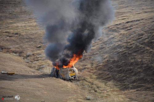 تفكيك وحرق سيارة مفخخة شرق صلاح الدين