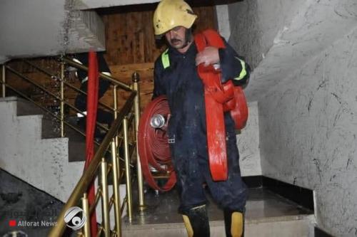 بالصور.. انقاذ تسعة نزلاء من حريق فندق في كربلاء