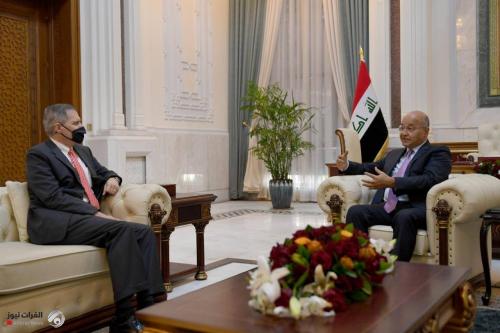 صالح للسفير الامريكي: ضرورة عدم زج العراق في صراعات الآخرين