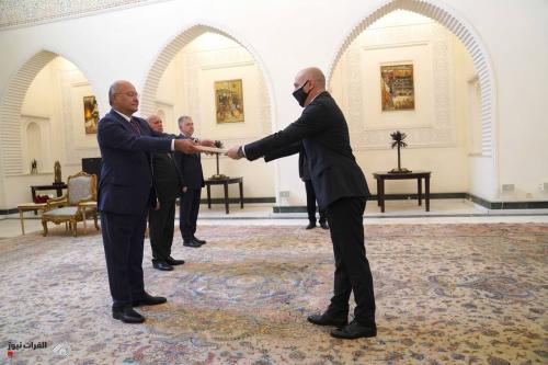 صالح: العراق يدعم إقامة علاقات متوازنة لتخفيف التوترات الإقليمية والدولية
