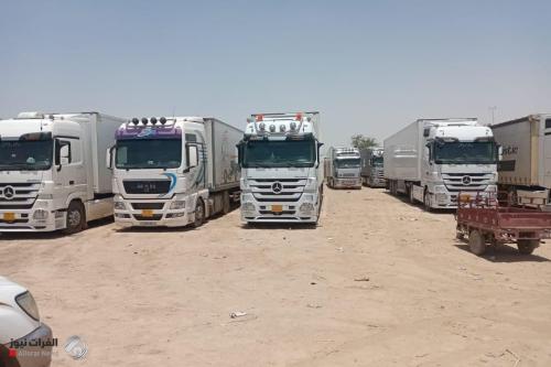 ضبط ١٦ شاحنة محملة بسكائر مخالفة والقبض على اربعة من العمالة الاجنبية شمالي بغداد