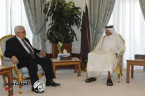 الرئيس الفلسطيني يلتقي أمير قطر في الدوحة