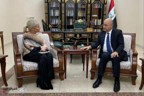 صالح وبلاسخارت يؤكدان على دعم استقرار العراق والتعامل بحكمة مع الأحداث