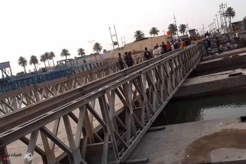 تأهيل وأعادة تنصيب جسر سعد الغارق شمال البصرة